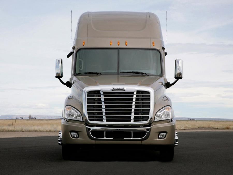  Freightliner Cascadia Raised Roof 2007 года  (фото 16 из 33)